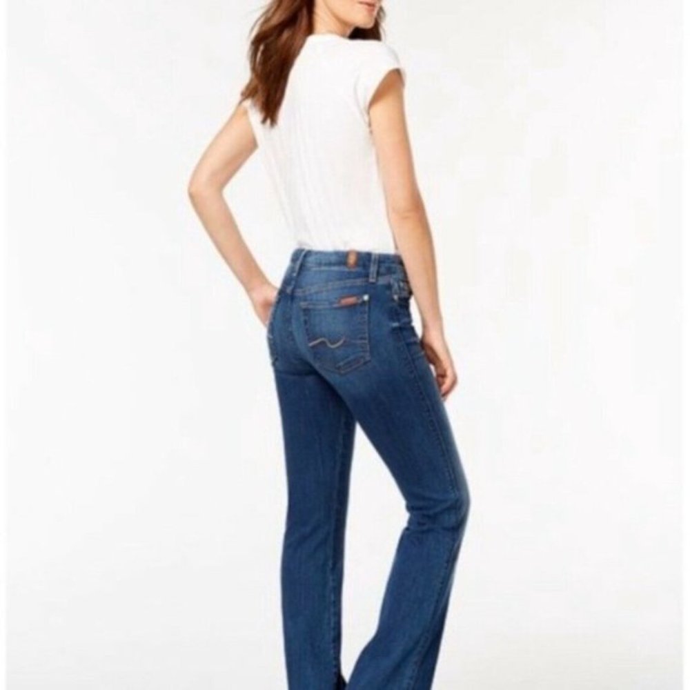 2/$40 HOLIDAY SALE - 7 For All Mankind Boot Cut Jeans